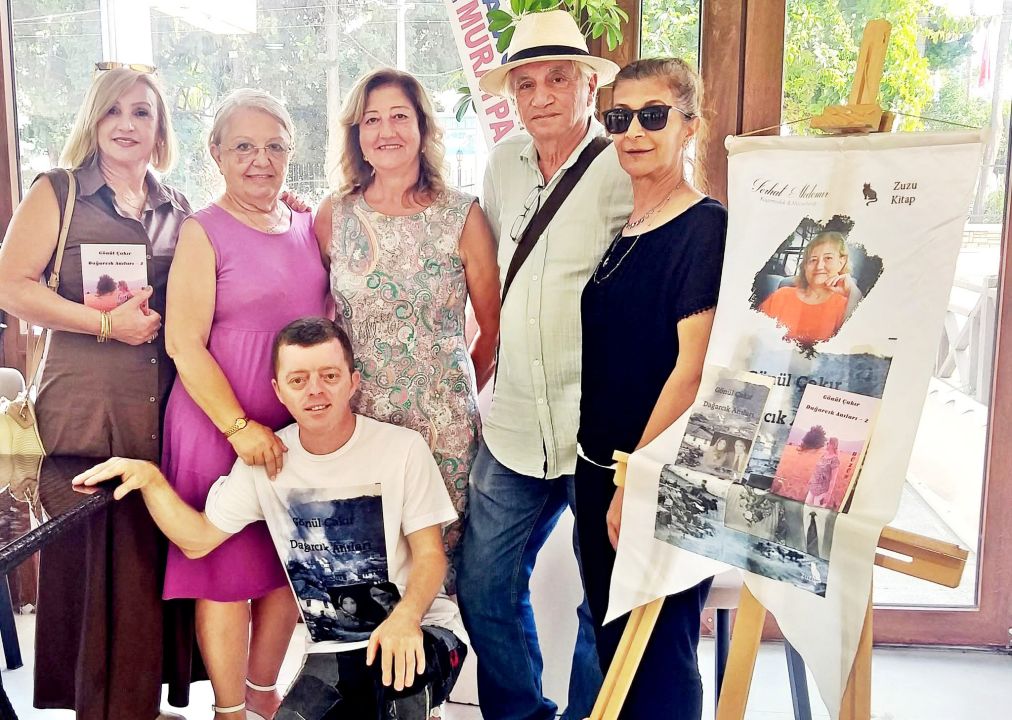 Antalya'da hüzünlü imza günü