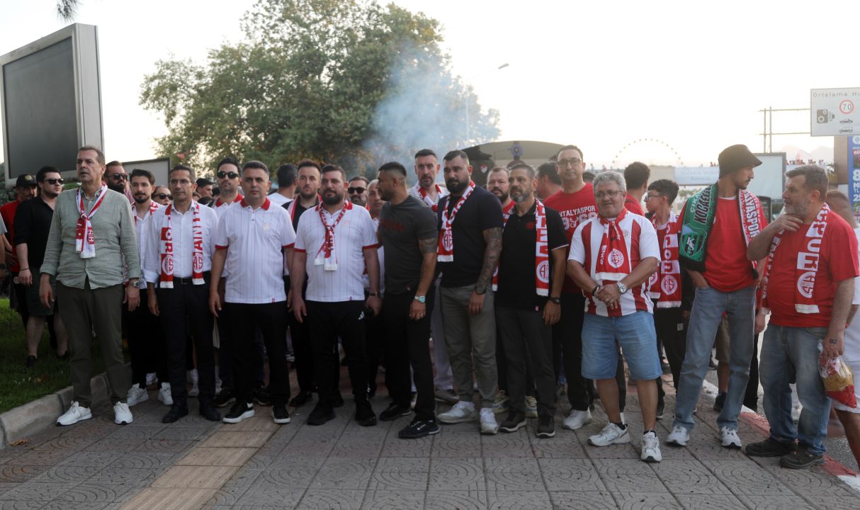 'Antalyaspor Sahipsiz Değildir' yürüyüşü