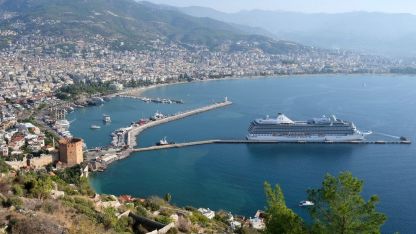 Ruslar konut için en çok Alanya'yı tercih etti