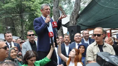 Özgür Özel: Partimizi geri almak için mücadele ediyoruz