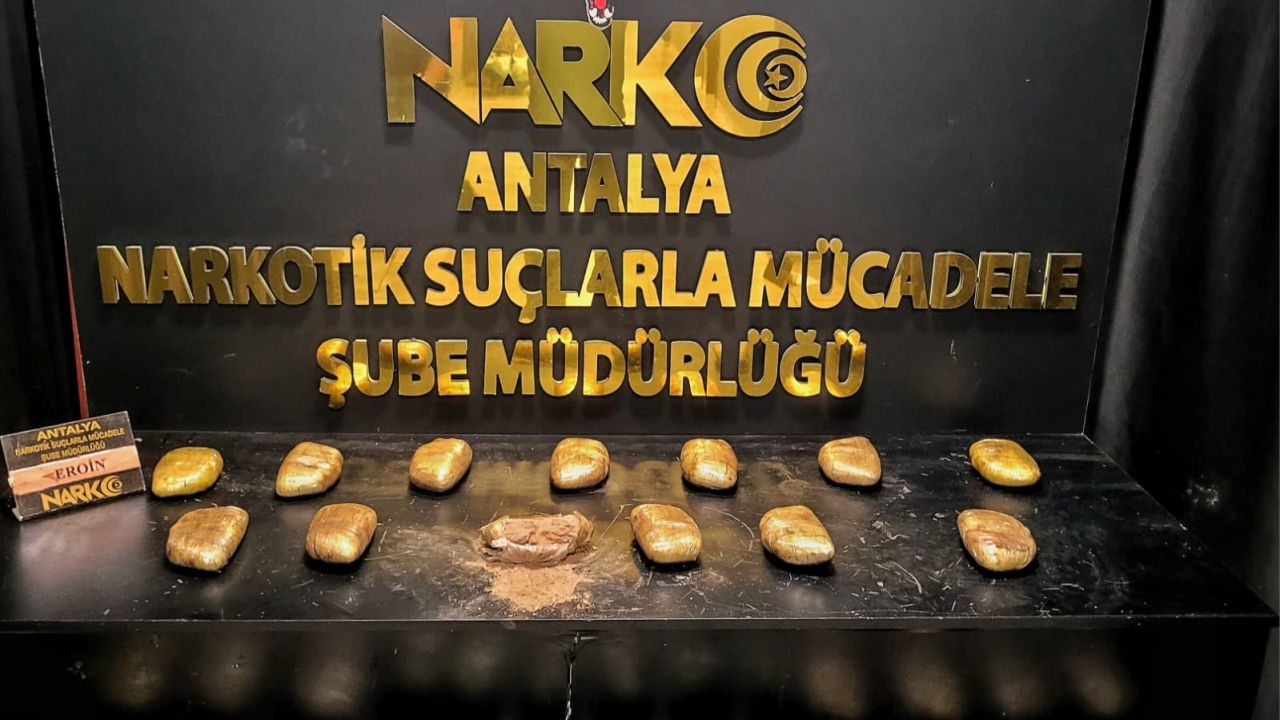 Aile görüntüsü vererek uyuşturucu nakline operasyon