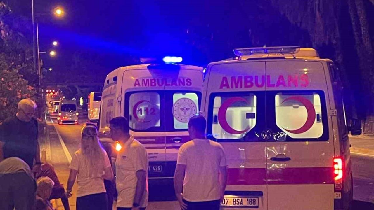 Alanya’da otomobilin çarptığı Çek turist hayatını kaybetti