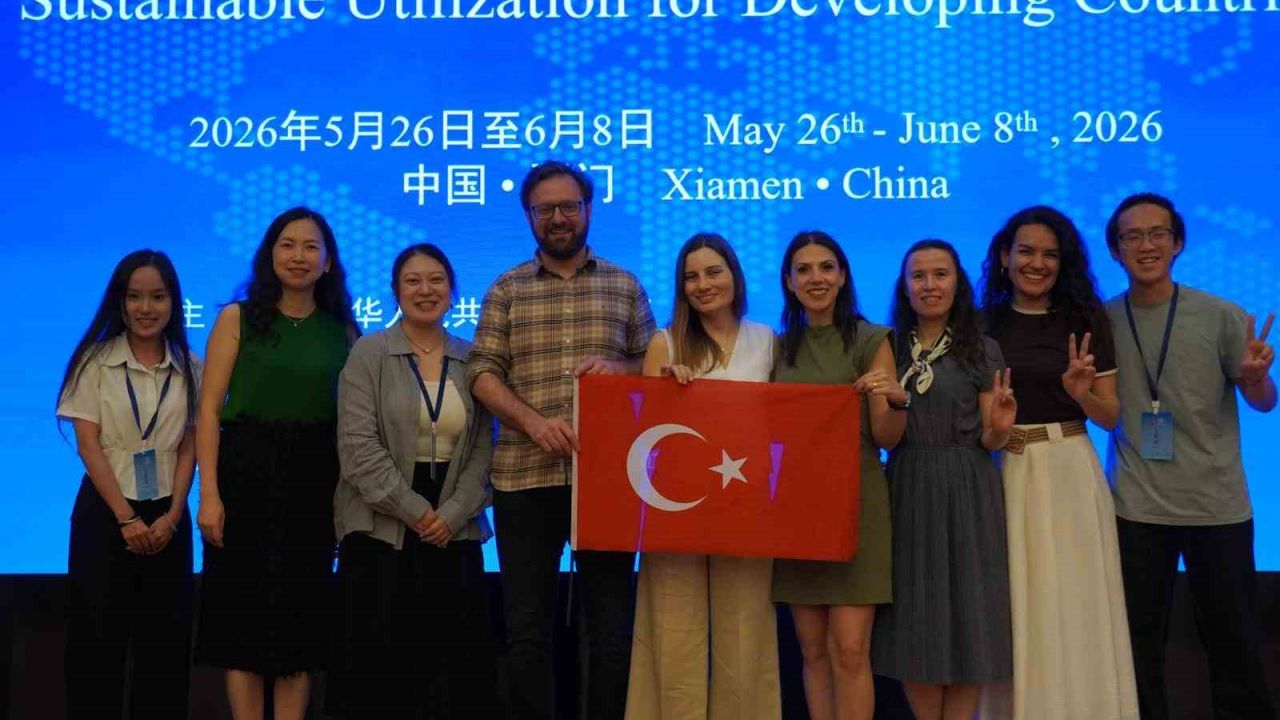 Antalya Büyükşehir Belediyesi Çin’de seminere katıldı