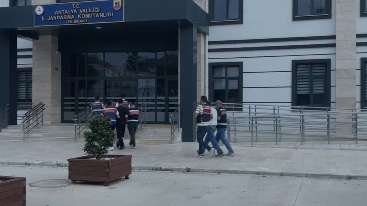 Antalya merkezli 27 ilde eş zamanlı yasa dışı bahis operasyonu: 79 gözaltı