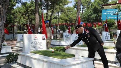 Antalya’da şehitler dualarla anıldı