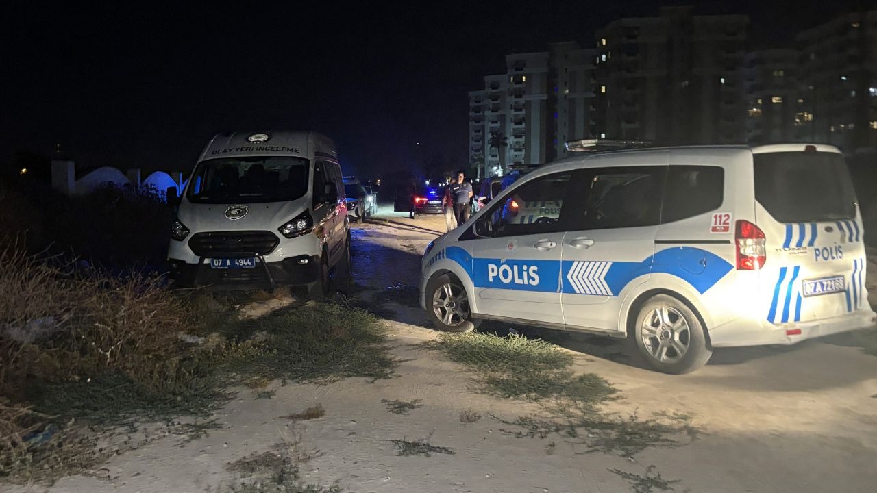 Cezaevinden izinli çıktı boş arazide ölü bulundu