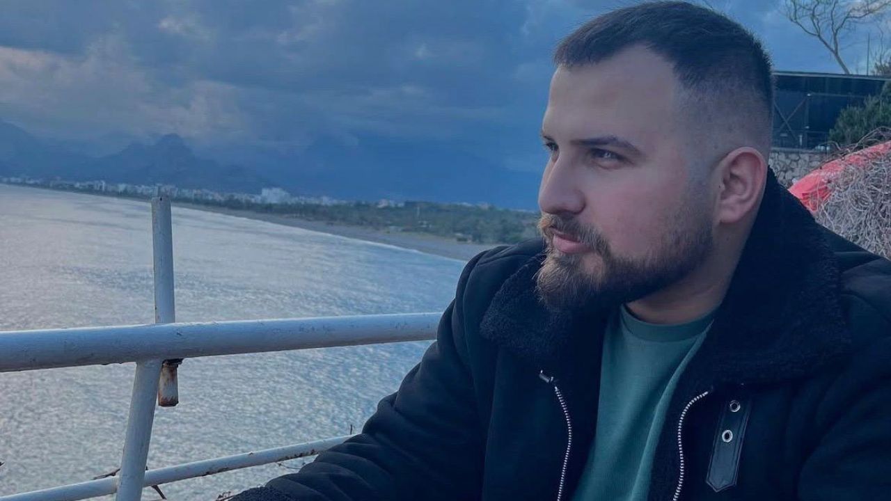 Gürültü uyarısında öldürülen gencin annesi "Oğluma damatlık değil kefen giydirdim" deyip gözyaşı döktü