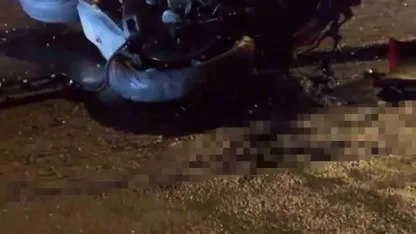 Minibüs ile çarpışan motosikletin Rus sürücüsü hayatını kaybetti