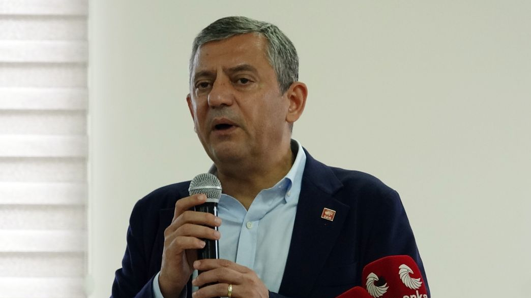Özgür Özel: Partimizi geri almak için mücadele ediyoruz