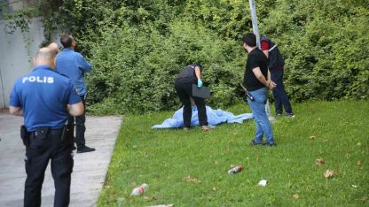 Panaromik asansörde manzara izlerken düşerek hayatını kaybetti