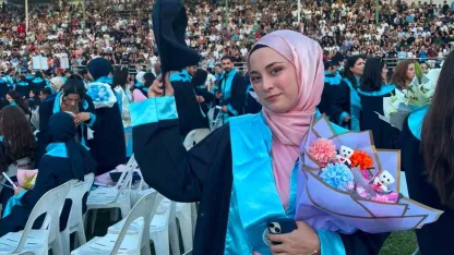 Serebral palsi ile mücadelesini zaferle taçlandırdı 3,48 ortalama ile bölüm ikincisi olarak ALKÜ’den mezun oldu