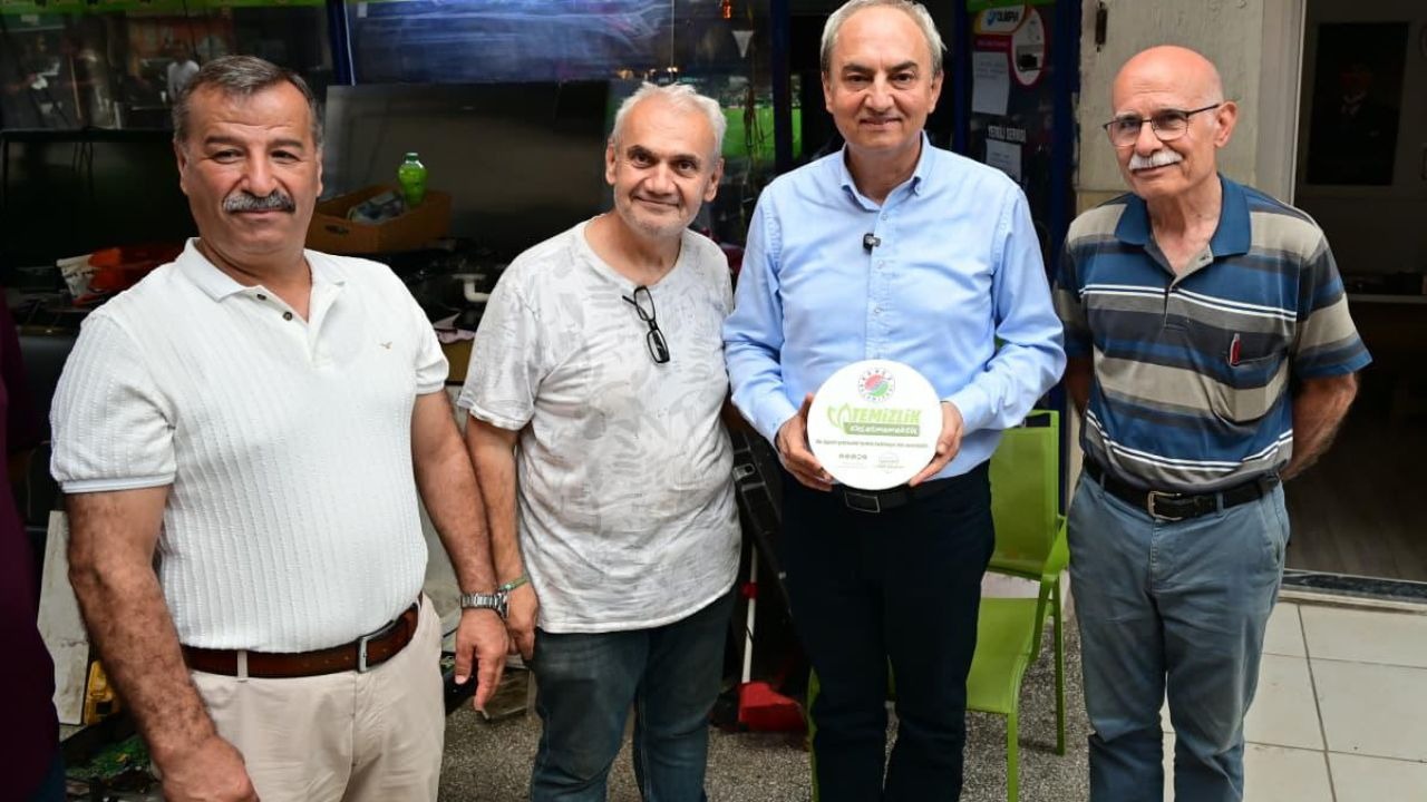 ‘Temizlik Kirletmemektir’ kampanyası sokak sokak yayılıyor