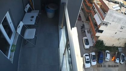 Park ettiği motosiklet alev topuna döndü, diğer araçlara sıçramaması için hayatını hiçe saydı