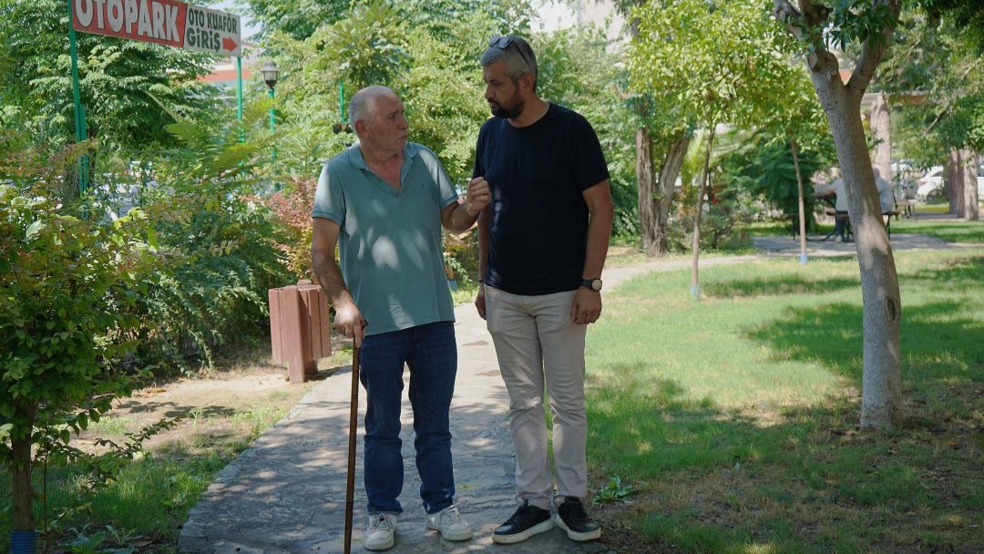 Parkta, otogarda, hastane bahçesinde geceliyor; tek isteği huzurevine yerleşmek